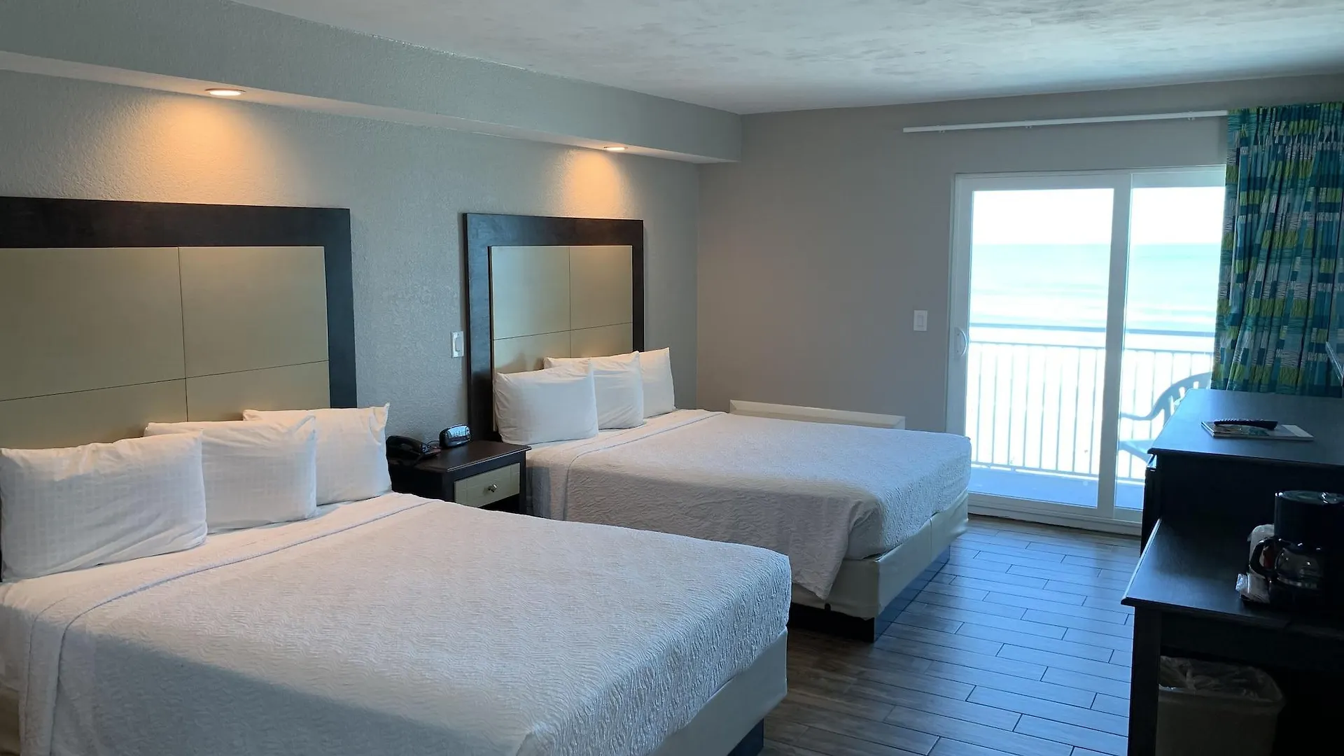 Boardwalk Inn And Suites 데이토나 비치 호텔