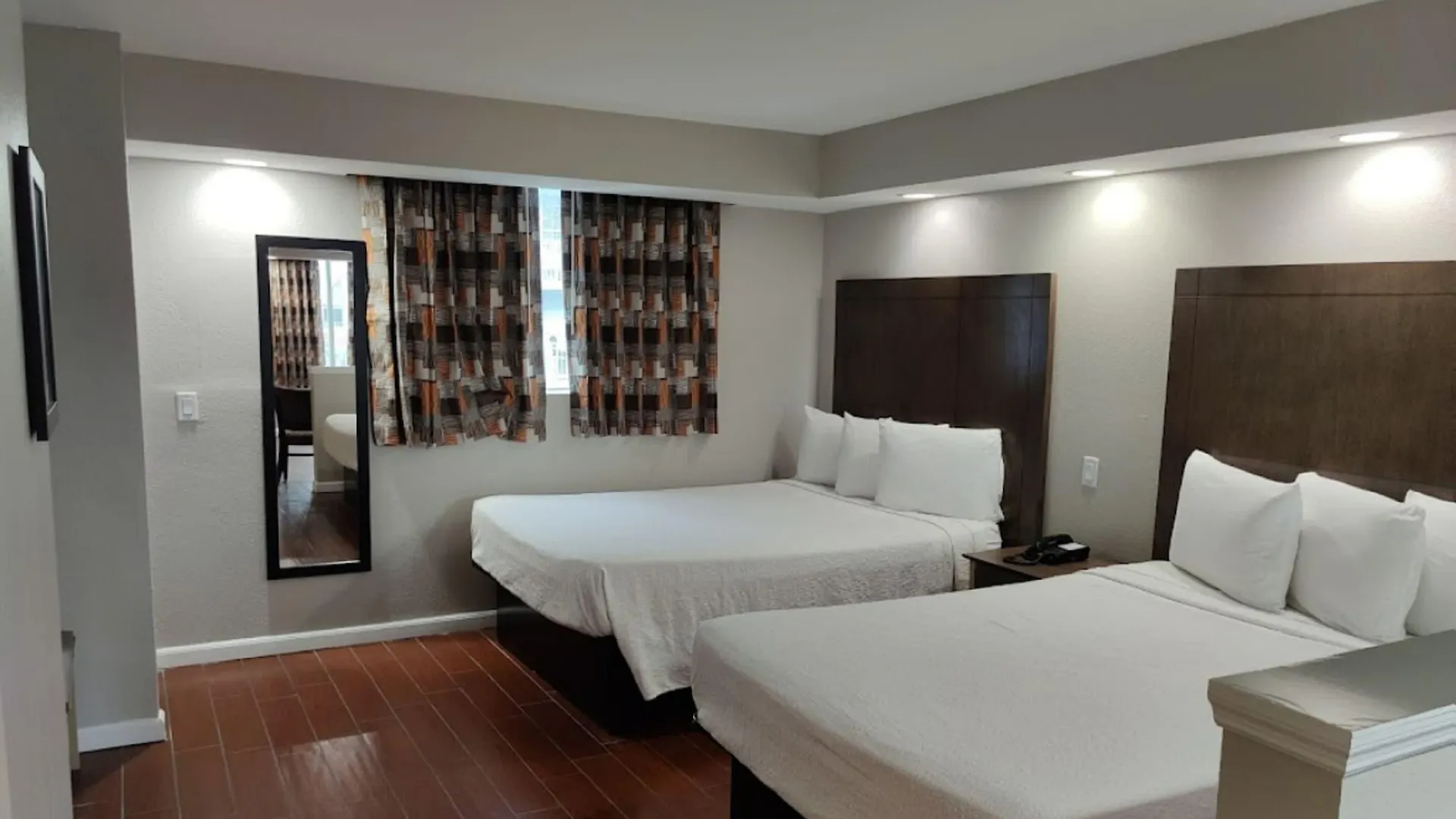 Boardwalk Inn And Suites 데이토나 비치 호텔